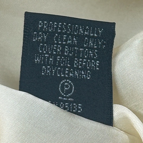 Lafayette 148 NY Womens Beige Silk
Button Up Jacket Size 6 Event Dressy - Picture 11 of 12